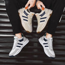 CARTELO URBANO: ZAPATOS CASUALES QUE ELEVAN TU DÍA A DÍA